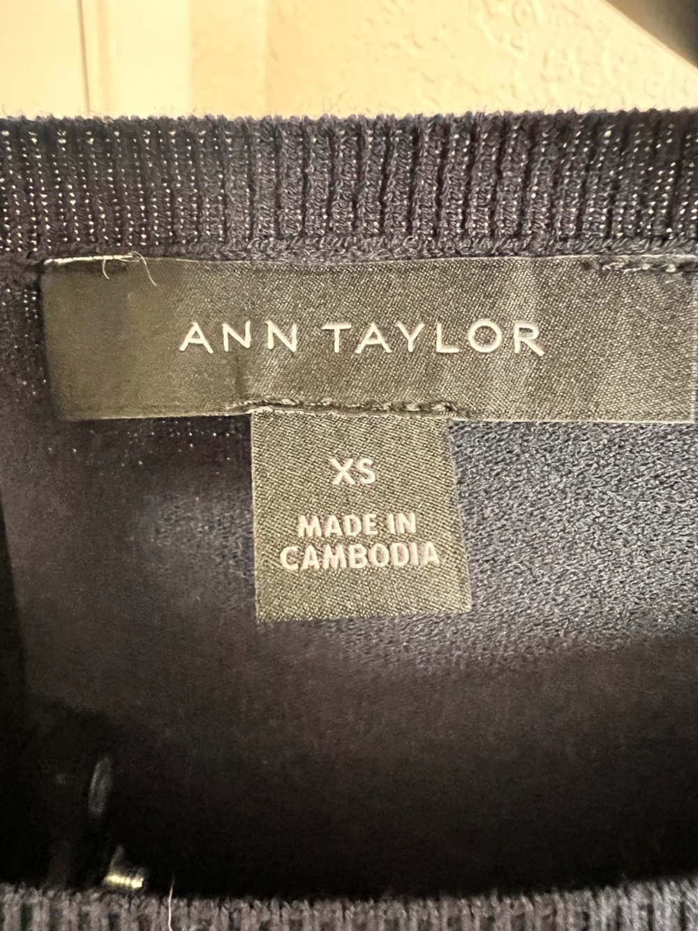 Ann Taylor Navy Blue Scoop Neck Short Sleeve Sweater | Size Extra Small - Picture 2 of 4